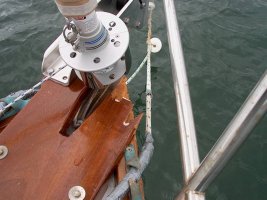 anchor-roller2.jpg