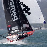Brilliant-exhibition-of-power-sailing-downwind-by-the-Smeg-crew.jpg