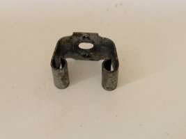 2_CurtainTrackMountingBracket_151950.jpg