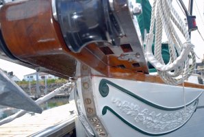 Hull _19, Bow detail _1-s.JPG