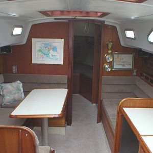 CaryonInt2
(Interior was refurbished in '94)